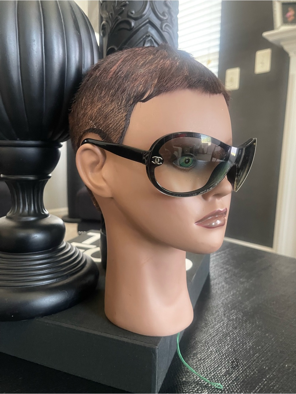 CHANEL Black Gradient Oversized Round Sunglasses - Picture 2 of 4
